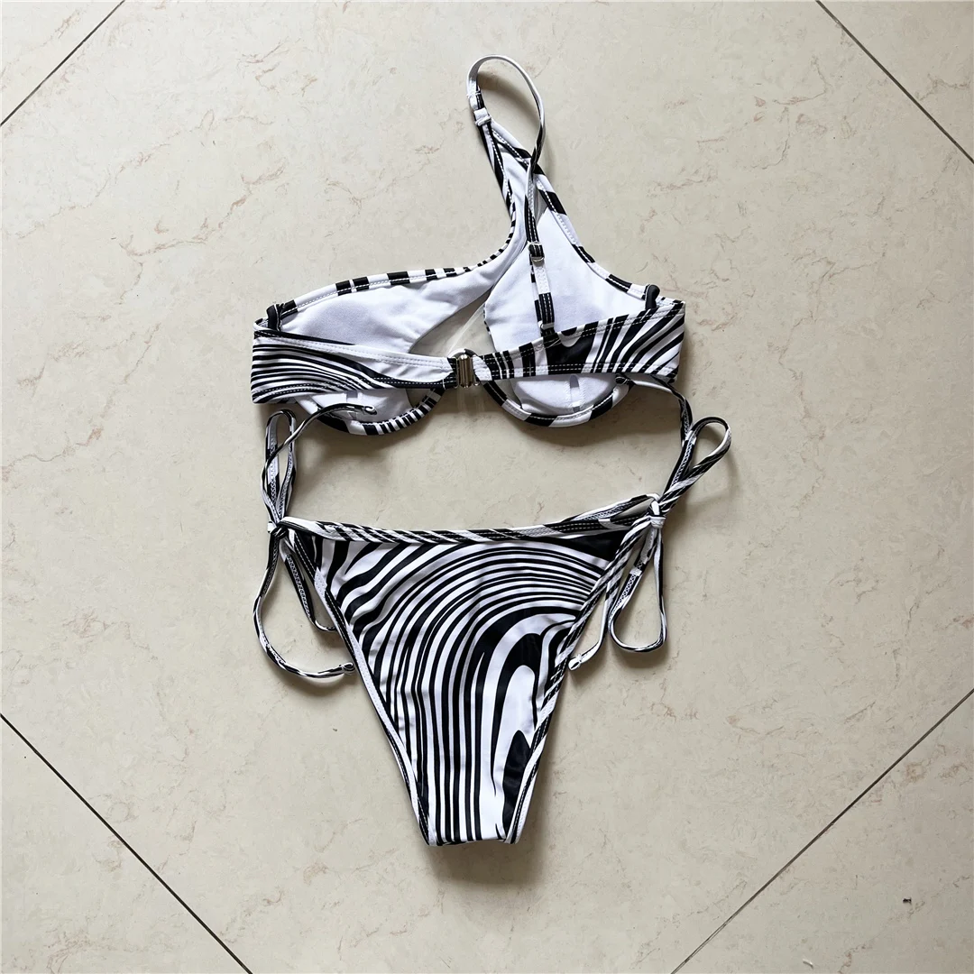 Sexy One Shoulder Underwired V-Bar Two-pieces Bikini set V4229