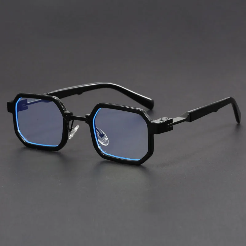 black flat